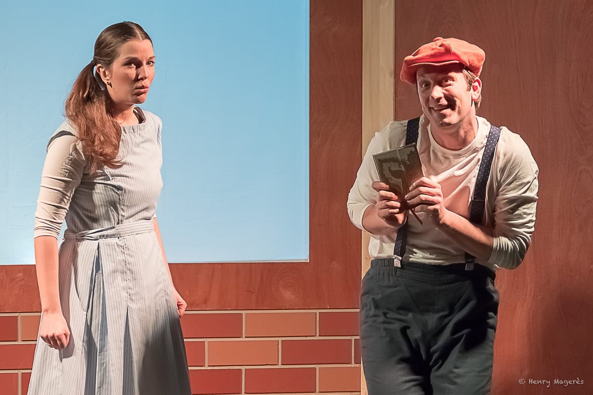 Thibault Moës et Magali De Leeuw sur scène dans le spectacle Lilou à Liège